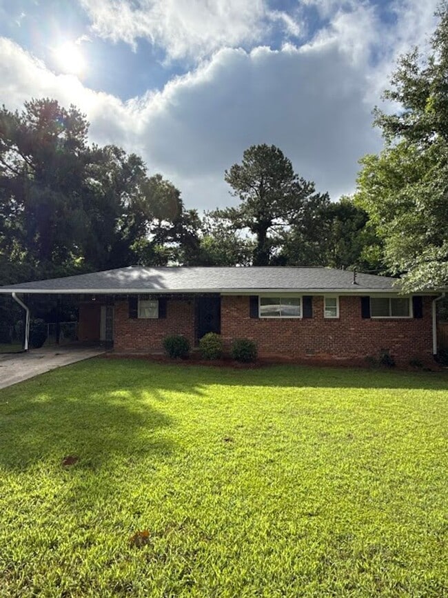 property at 1616 W Austin Rd