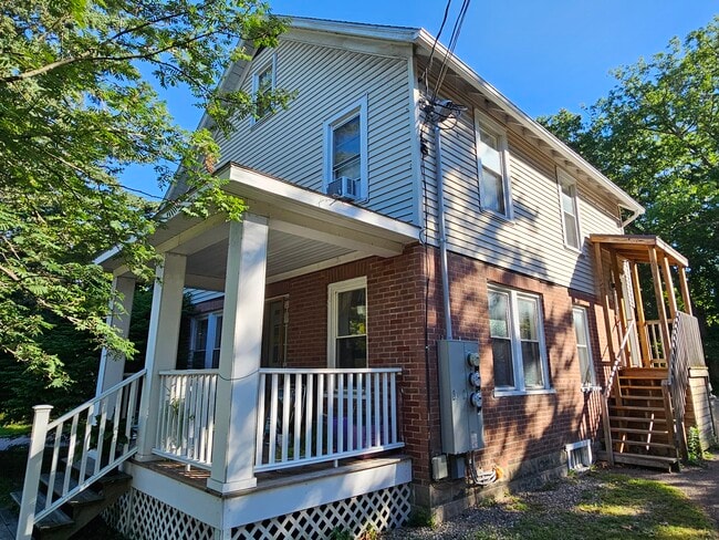 173 Pearl St, Unit Apartment 2