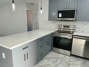 156 NW 15th Ct in Pompano Beach, FL - Building Photo - Building Photo