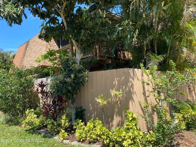 1638 S Park Ave in Titusville, FL - Building Photo - Building Photo