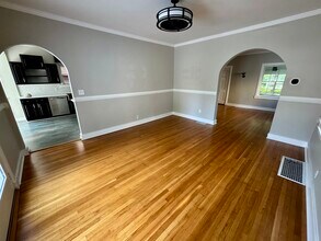 1208 Audubon Pkwy in Louisville, KY - Building Photo - Building Photo