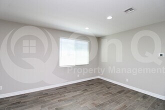 22453 E Marsh Rd in Queen Creek, AZ - Foto de edificio - Building Photo