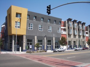 Mandela Gateway Apartments in Oakland, CA - Building Photo - Building Photo