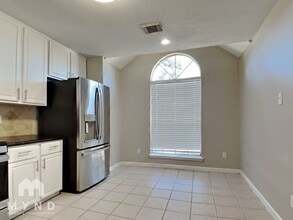 7606 Bronze Trail Dr in Humble, TX - Foto de edificio - Building Photo