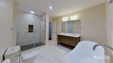 303 Driftwood Dr in Piedmont, SC - Building Photo - Building Photo