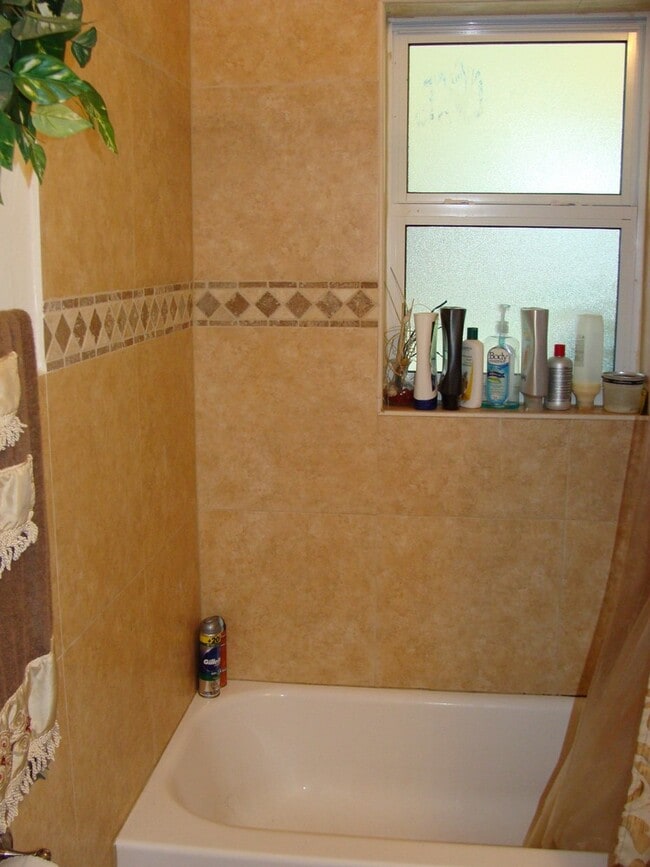 2589 Dolphin Dr in Delray Beach, FL - Building Photo - Building Photo