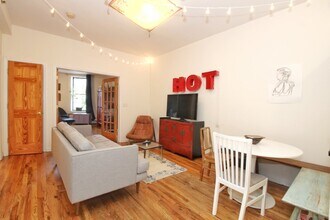 260 Newark Ave-Unit -2 in Jersey City, NJ - Building Photo - Building Photo