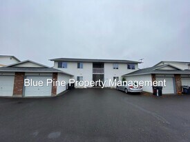 2102 Stace St in Idaho Falls, ID - Building Photo