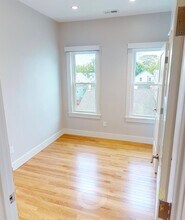 68 Spring St, Unit 70 #3 in Cambridge, MA - Building Photo - Building Photo