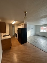 1508 1st St E in Thief River Falls, MN - Building Photo - Building Photo