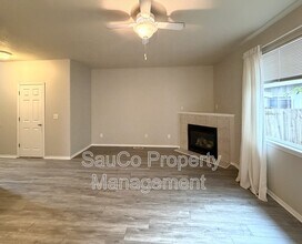 4258 SE Maya Ct in Hillsboro, OR - Building Photo - Building Photo