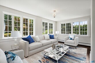 106 Patterson Ave in Greenwich, CT - Building Photo - Building Photo