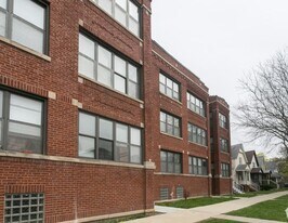 3825 N Drake Ave, Unit 2 in Chicago, IL - Building Photo