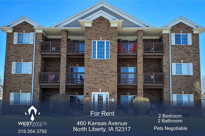 460 N Kansas Ave in North Liberty, IA - Foto de edificio