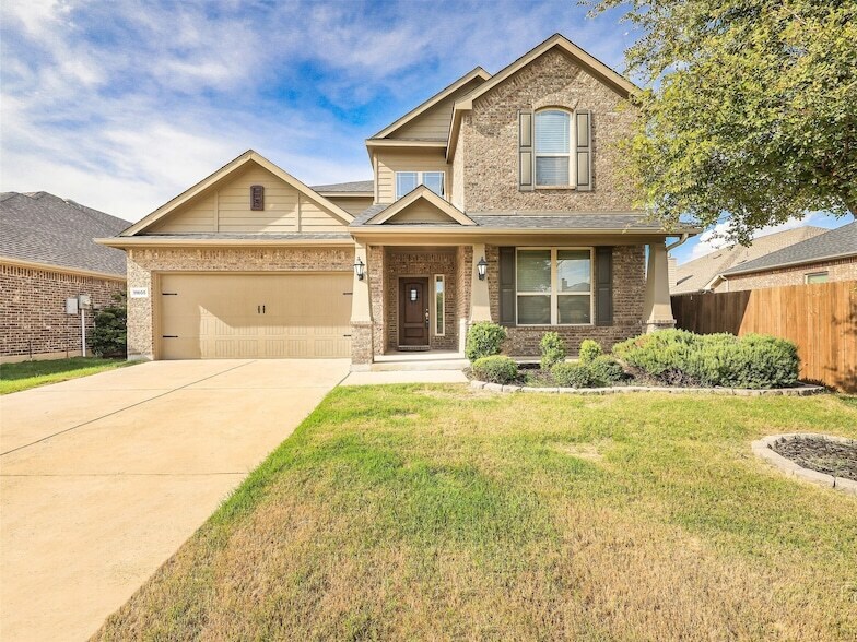 11605 Champion Creek Dr in Frisco, TX - Building Photo