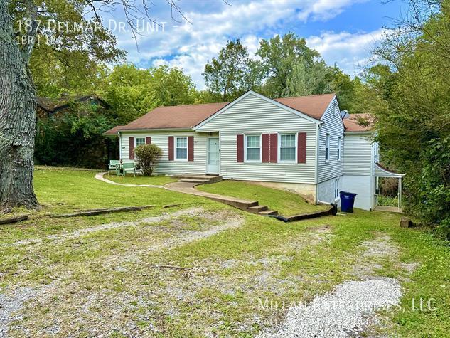 187 Delmar Dr, Unit C in Clarksville, TN - Foto de edificio - Building Photo