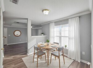 3700 Castle Pines Ln in Orlando, FL - Building Photo - Building Photo