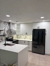 5724 Boynton Crescent, Unit 21 in Boynton Beach, FL - Foto de edificio - Building Photo