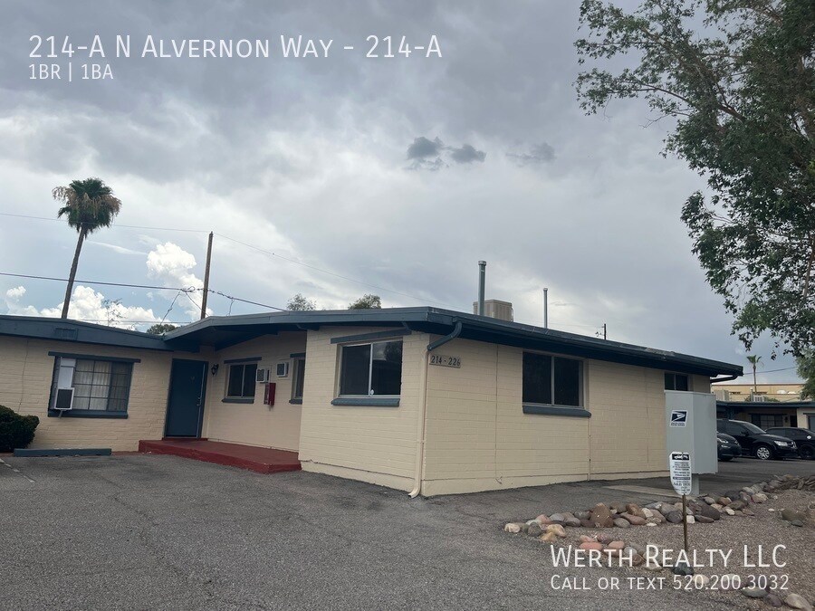 214-A N Alvernon Way in Tucson, AZ - Building Photo