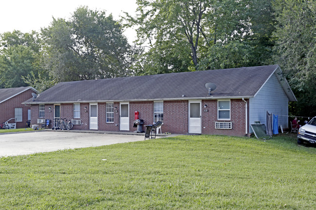 203-289 E 12th St in Fayetteville, AR - Foto de edificio - Building Photo