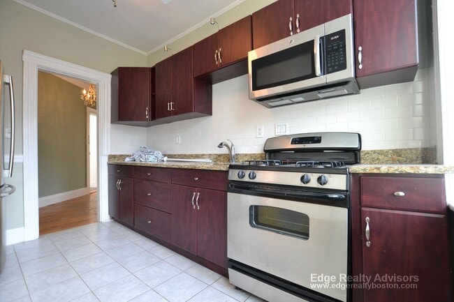 property at 21 Sutherland Rd