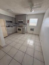 749 NW 3rd Ave in Fort Lauderdale, FL - Building Photo - Building Photo