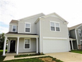 920 Belvedere Dr in Shelbyville, IN - Building Photo
