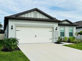 3102 61st Dr E in Ellenton, FL - Building Photo
