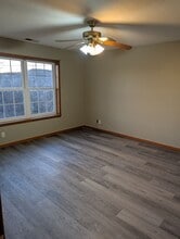 224 Mountain Crest Dr in Walnut Shade, MO - Building Photo - Building Photo