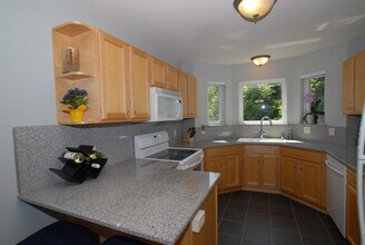 3510 S Toldt Cir in Milwaukee, WI - Building Photo - Building Photo