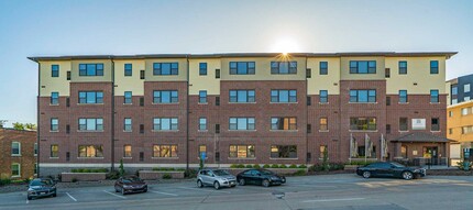 The Helen in Omaha, NE - Foto de edificio - Building Photo