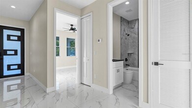 2839 60th Ave N in St. Petersburg, FL - Building Photo - Building Photo