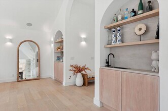 5 Dogwood Ave in Sag Harbor, NY - Building Photo - Building Photo