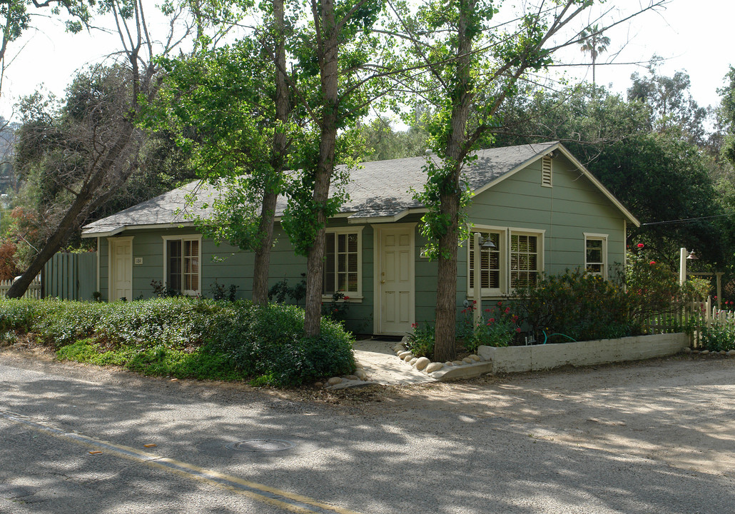 1188 Katherine Rd in Simi Valley, CA - Building Photo