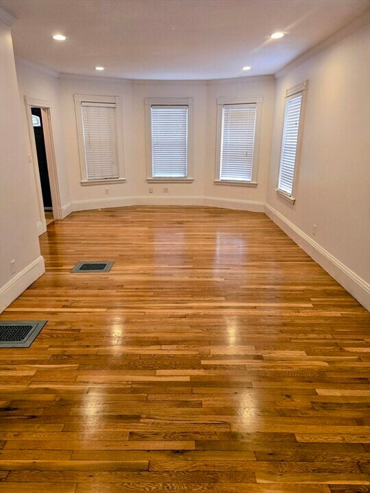 23 Benner Ave, Unit #1 in Malden, MA - Building Photo