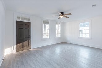 1013 Elmira St in Mobile, AL - Foto de edificio - Building Photo