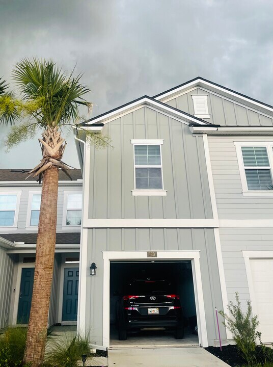 130 Pasadena Dr in St. Augustine, FL - Building Photo
