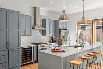 707 SE A St in Bentonville, AR - Building Photo - Building Photo