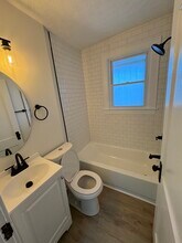2505 Cleveland Ave, Unit A in Columbus, OH - Foto de edificio - Building Photo