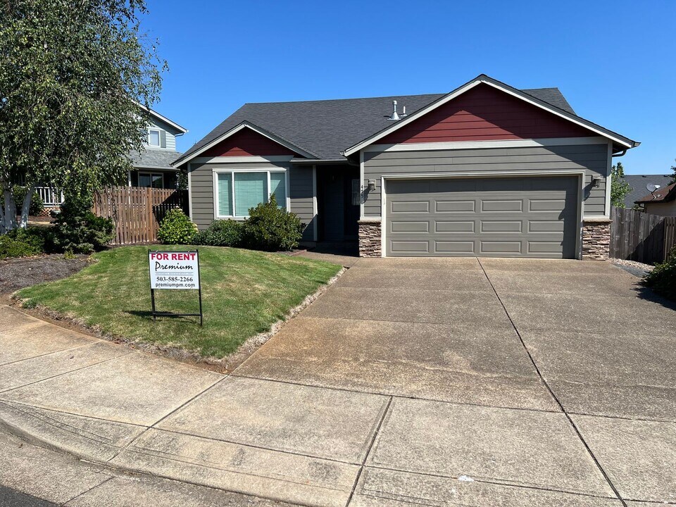 475 Katybug Ct SE in Salem, OR - Building Photo
