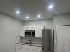 135 Ponce de Leon St, Unit 135 in Royal Palm Beach, FL - Building Photo - Building Photo