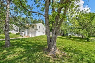 18410 Shoshone Dr in Independence, MO - Building Photo - Building Photo