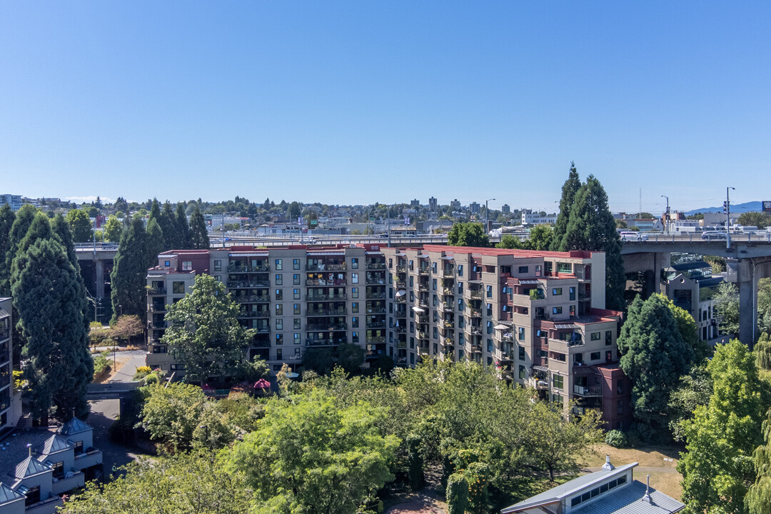 Creekview Housing Co-Op in Vancouver, BC - Building Photo