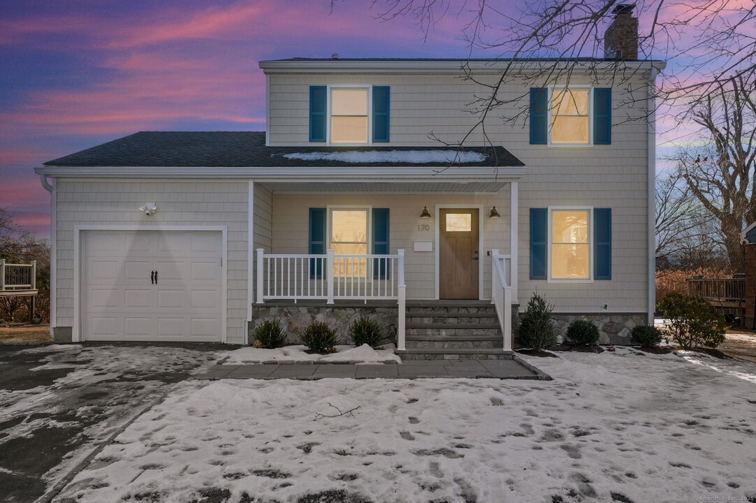 170 Longdean Rd in Fairfield, CT - Building Photo
