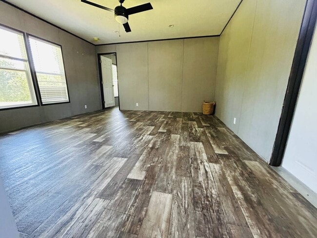 property at 47 Autumn Ln