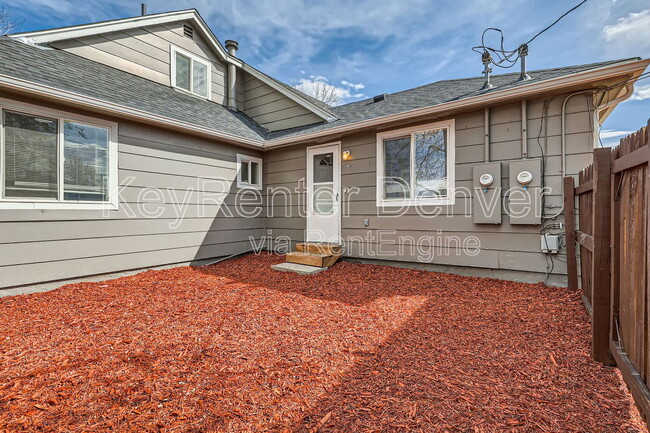 625 Juniper St in Golden, CO - Building Photo - Building Photo