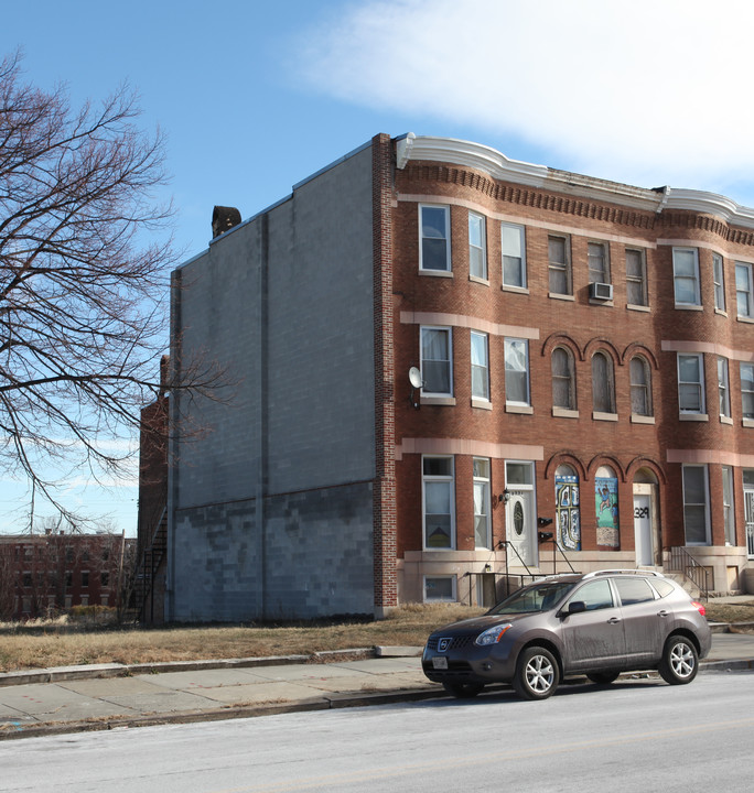 2331 Linden Ave in Baltimore, MD - Foto de edificio