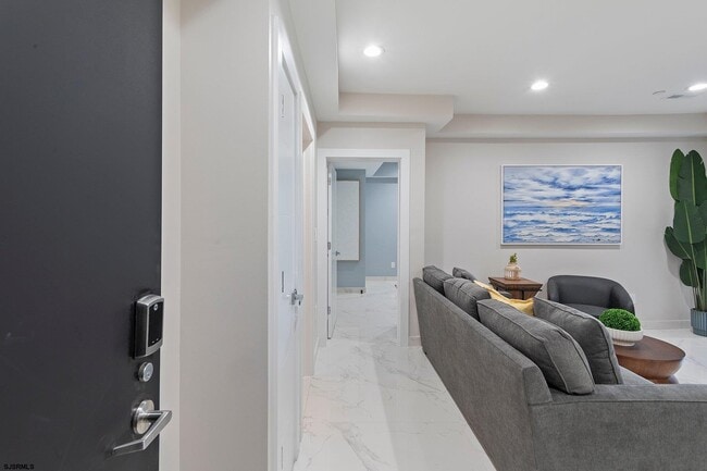 5311 Atlantic Ave in Ventnor City, NJ - Foto de edificio - Building Photo