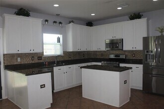 4522 Noble Ct in Baytown, TX - Building Photo - Building Photo