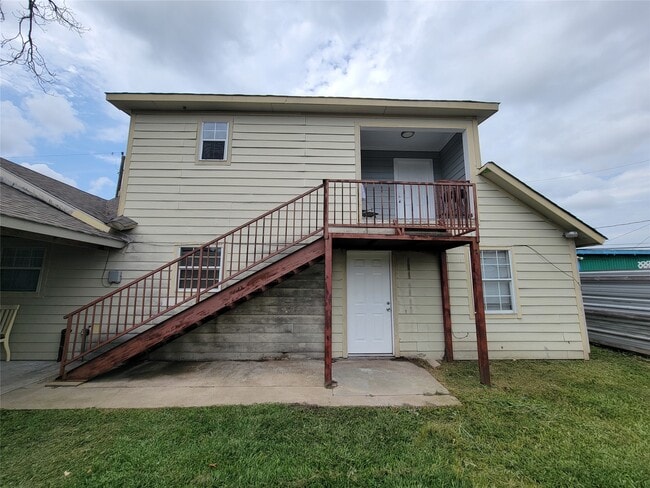 property at 3115 Havner Ln